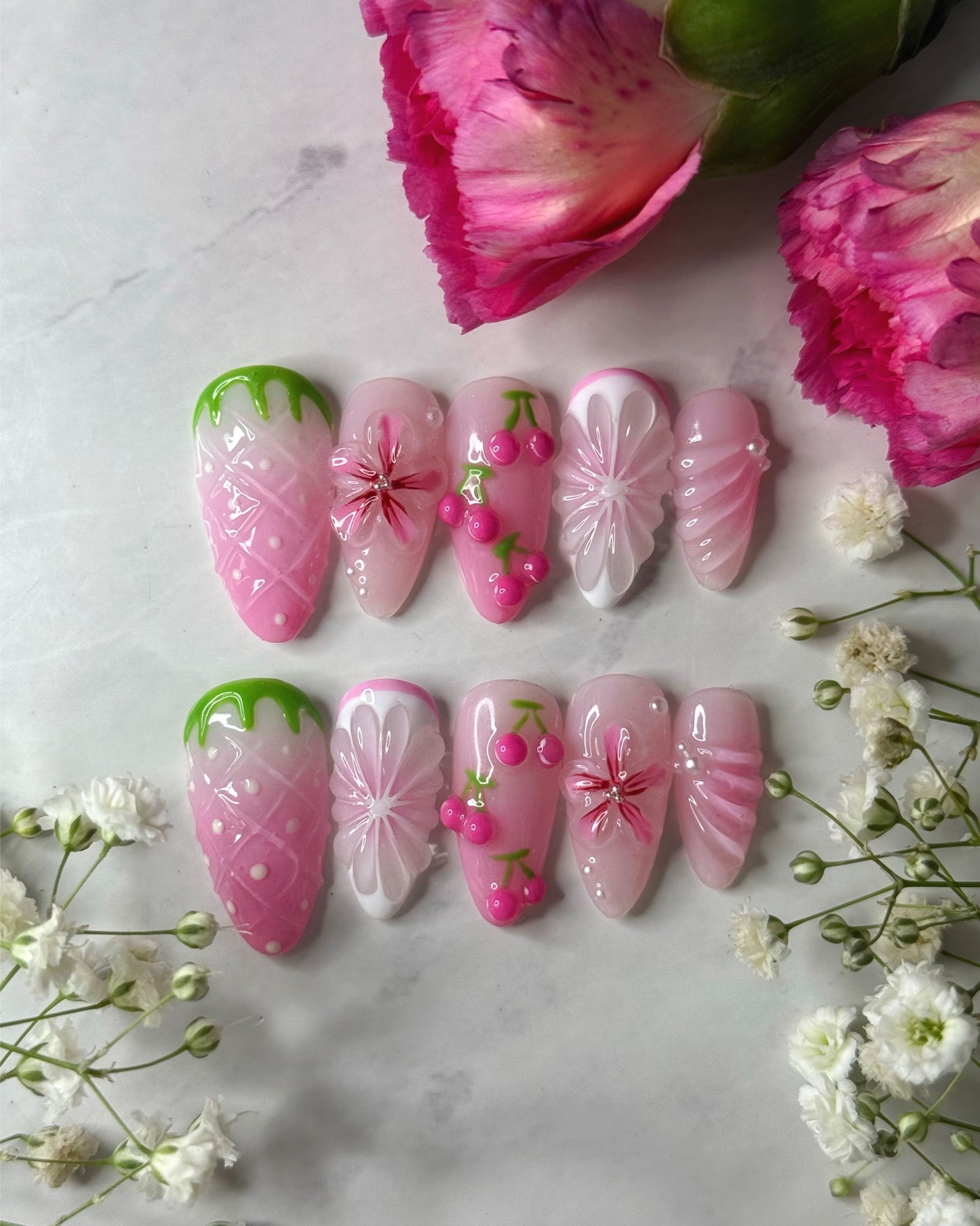 STRAWBERRY HEAVEN